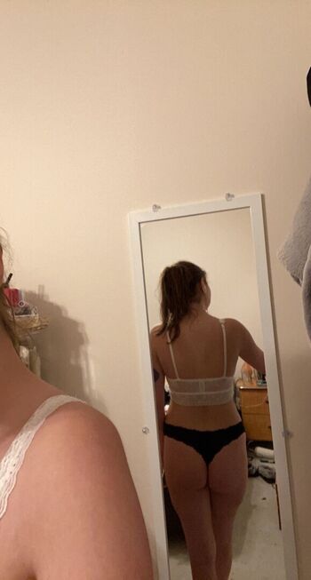 Full leaked Normal girls like gf private onlyfans photo