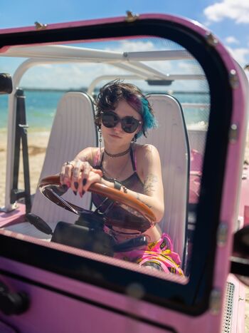 Full leaked Noteasybeinwheezy private onlyfans photo