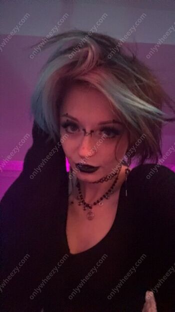 Full leaked Noteasybeinwheezy private onlyfans photo