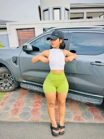 Full leaked Nothabo ndlovu page private onlyfans photo