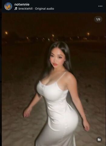 Full leaked Notwnnie private onlyfans photo