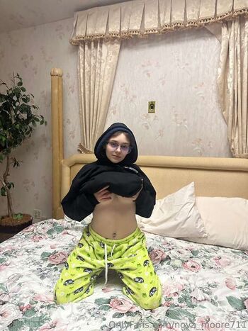 Full leaked Nova bby page private onlyfans photo