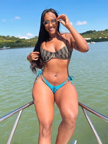 Full leaked Novinhas de feira de santana private onlyfans photo