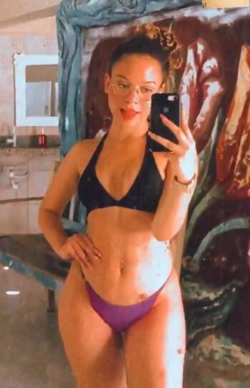 Full leaked Novinhas rabudas private onlyfans photo