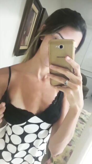 Full leaked Nsveilis private onlyfans photo