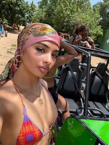 Full leaked Nuha mach private onlyfans photo