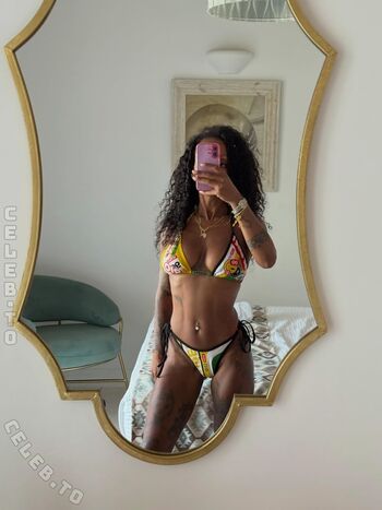 Full leaked Nura habib omer private onlyfans photo