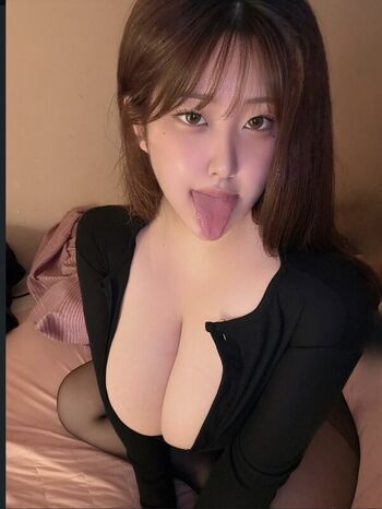 Full leaked Nxyxonan page private onlyfans photo