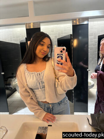 Full leaked Nymphdollette private onlyfans photo