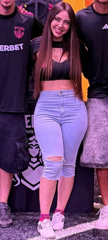 Full leaked Nyvi estephan private onlyfans photo