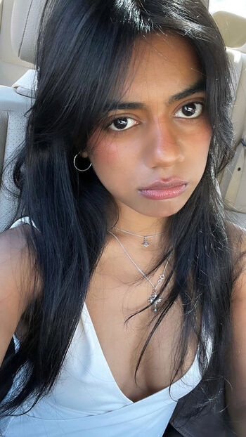 Full leaked Bella gray/ private onlyfans photo