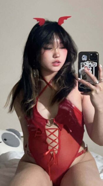 Full leaked Offbrandtea private onlyfans photo