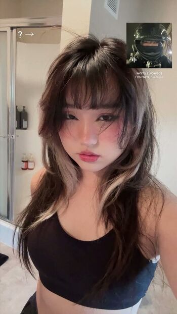 Full leaked Offbrandtea private onlyfans photo
