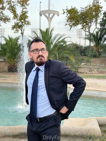 Full leaked Officepant private onlyfans photo