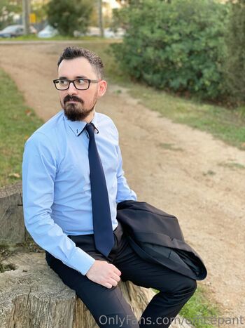 Full leaked Officepant private onlyfans photo