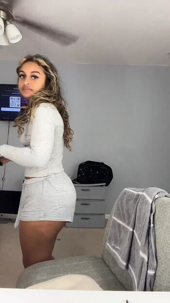Full leaked Official sianna page private onlyfans photo