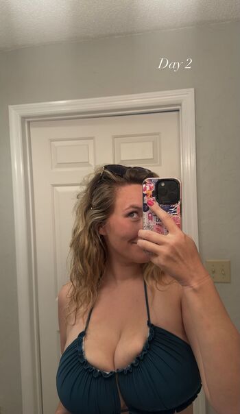 Full leaked Ohhhayitstay private onlyfans photo