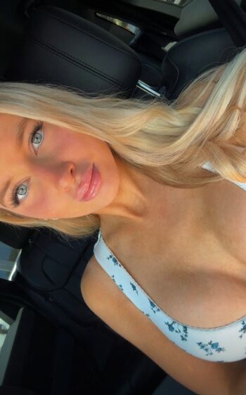 Full leaked Ohhunti private onlyfans photo