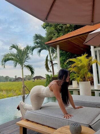 Full leaked Okyyoliviaa  page private onlyfans photo