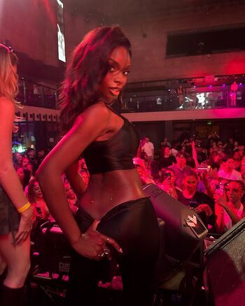 Full leaked Olandria carthen page private onlyfans photo