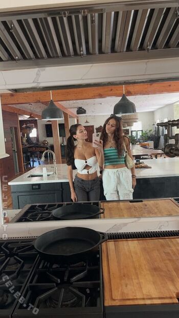 Full leaked Olive brenner private onlyfans photo