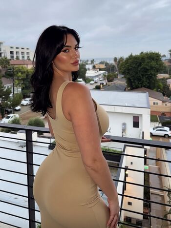 Full leaked Olivia knight private onlyfans photo