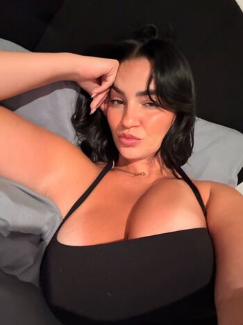 Full leaked Olivia knight private onlyfans photo