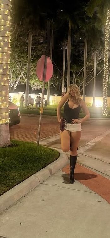 Full leaked Olivia kuehner private onlyfans photo