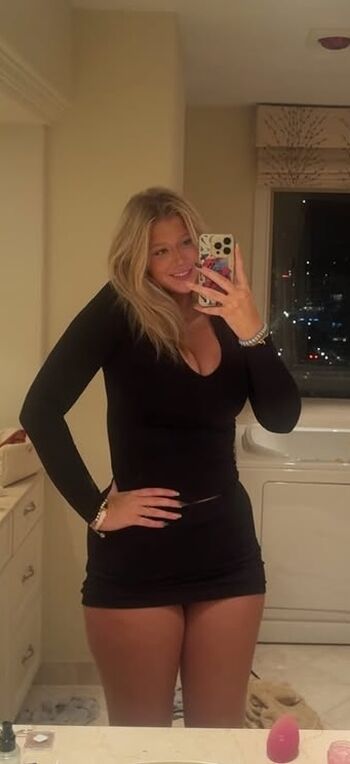Full leaked Olivia kuehner private onlyfans photo
