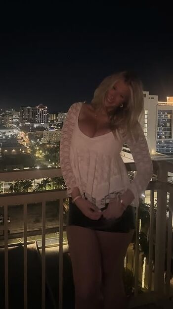 Full leaked Olivia kuehner private onlyfans photo