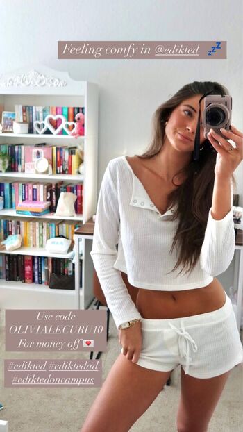 Full leaked Olivia lecuru private onlyfans photo