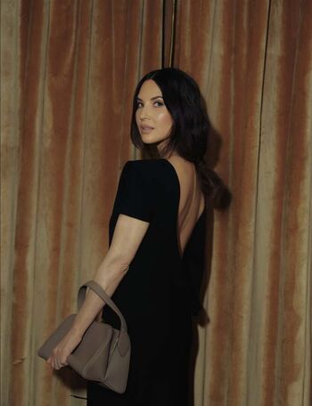 Full leaked Olivia munn page private onlyfans photo