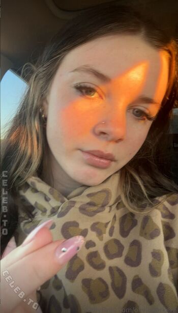 Full leaked Olivia parker private onlyfans photo