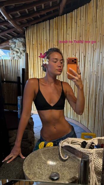 Full leaked Olivia ponton private onlyfans photo