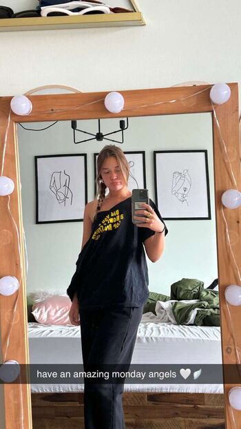 Full leaked Olivia ponton page private onlyfans photo