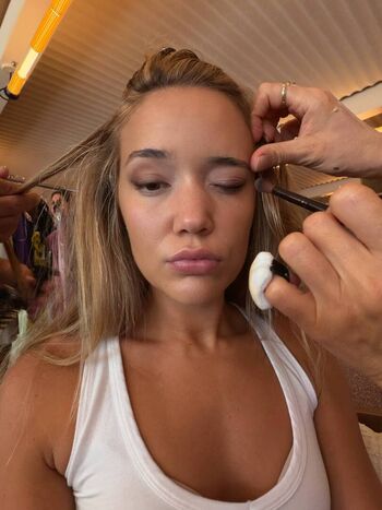 Full leaked Olivia ponton private onlyfans photo