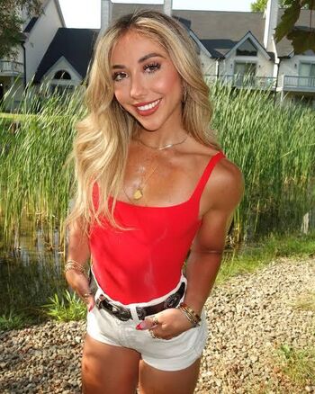 Full leaked Olivia raymond private onlyfans photo