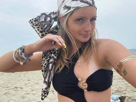 Full leaked Olivia rishel private onlyfans photo