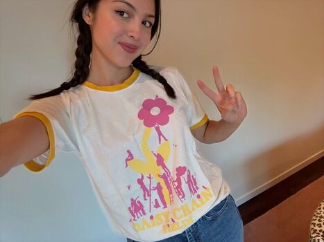 Full leaked Olivia rodrigo  page private onlyfans photo