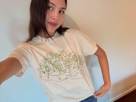 Full leaked Olivia rodrigo  page private onlyfans photo