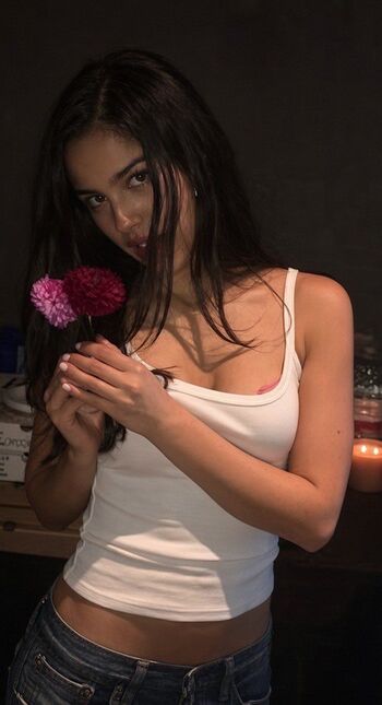 Full leaked Olivia rodrigo  page private onlyfans photo