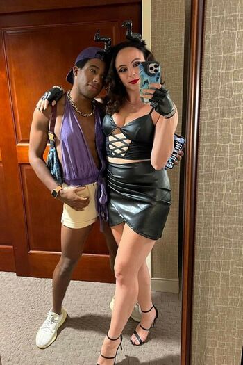 Full leaked Olivia valli private onlyfans photo