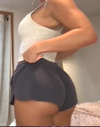 Full leaked Oliviablakee private onlyfans photo