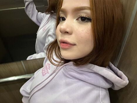 Full leaked Oliviaelfie private onlyfans photo