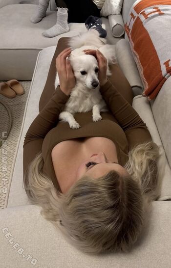 Full leaked Oliviahbls private onlyfans photo