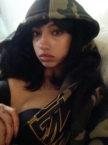 Full leaked Oliviaraynn private onlyfans photo