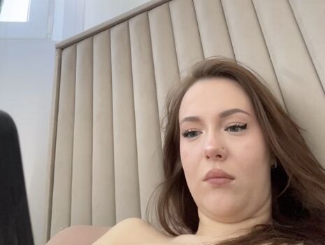 Full leaked Olivkavif private onlyfans photo