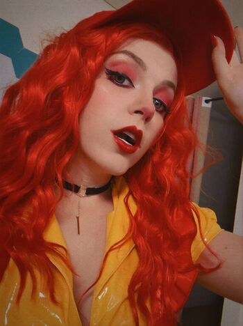 Full leaked Olyashaa private onlyfans photo