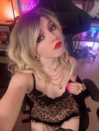 Full leaked Olyashaa page private onlyfans photo