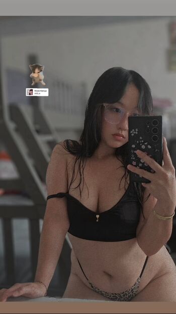 Full leaked Omgwtfpaa private onlyfans photo